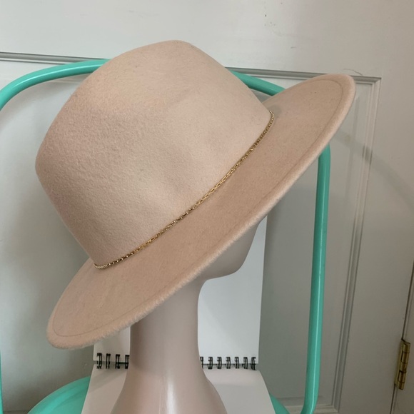 NWT J. Crew 100% Wool Cream Fedora Gold Chain M/L display picture 1